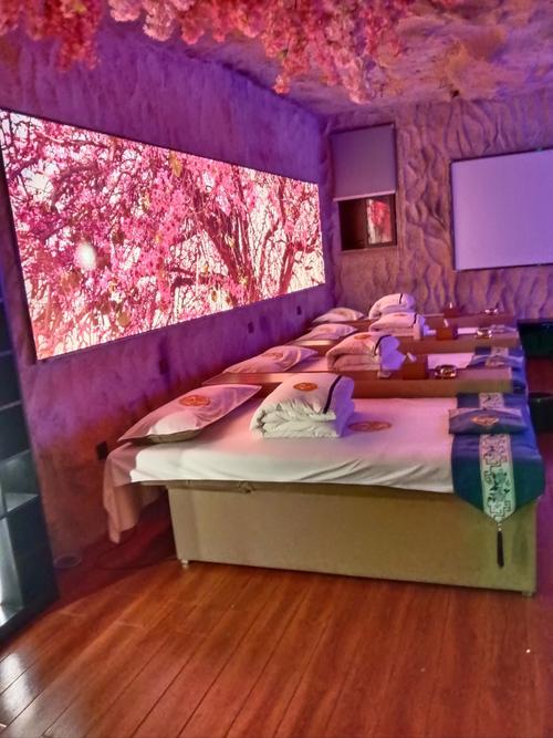 武汉哪里有服务好的桑拿_武汉桑拿店_武汉桑拿保健推荐一下